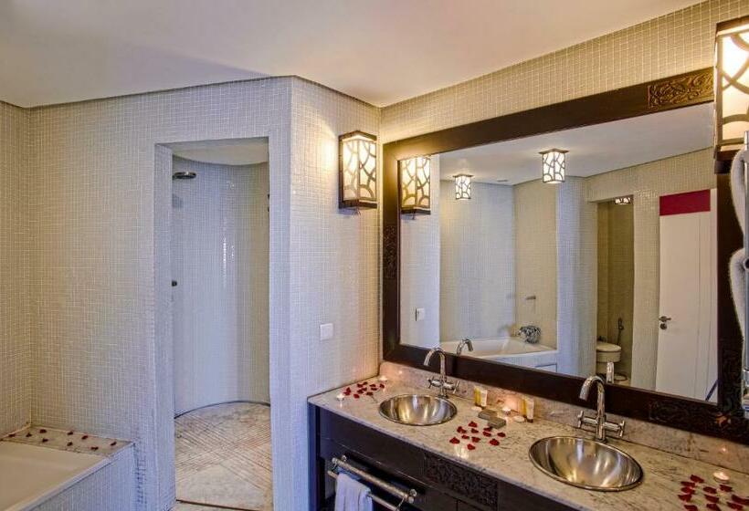 سوییت جونیور, Renaissance Boutique & Spa