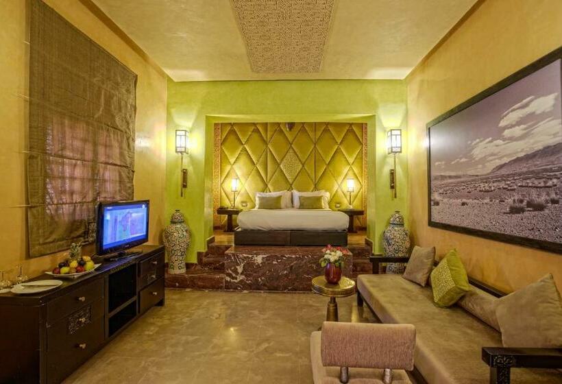 سوییت لوکس, Renaissance Boutique & Spa