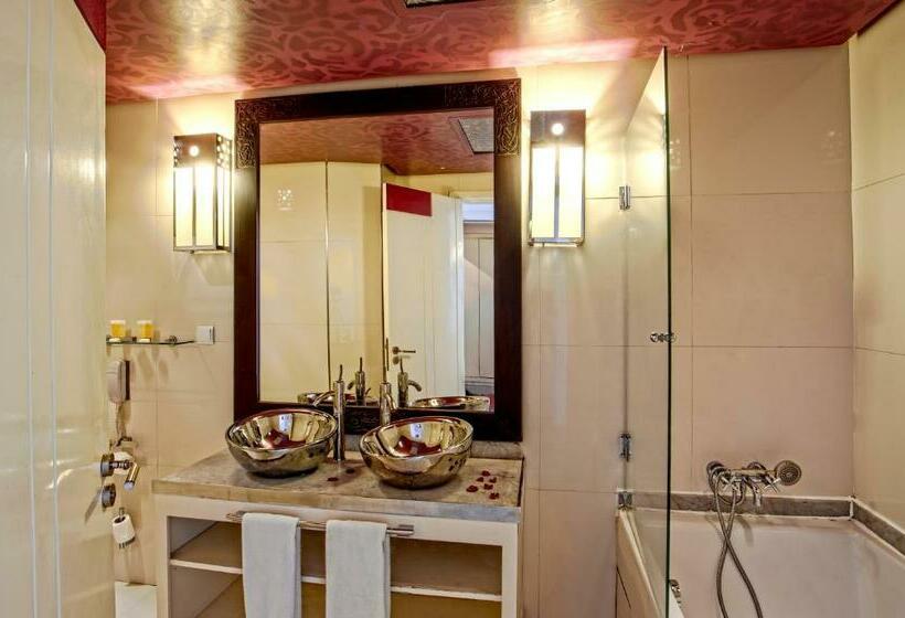 Superior Oda, Renaissance Boutique & Spa