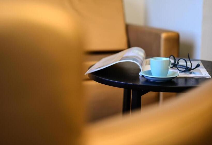 סוויטת ג'וניור, Leonardo Hotel Negev