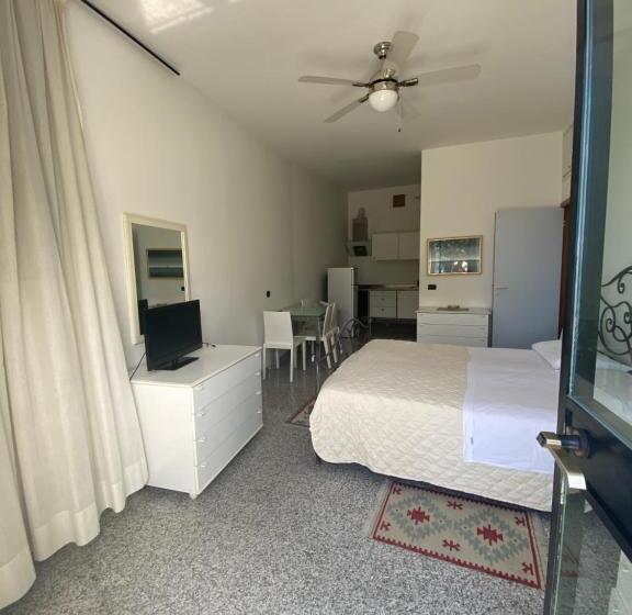 １ベッドルームアパートメント, Leopold