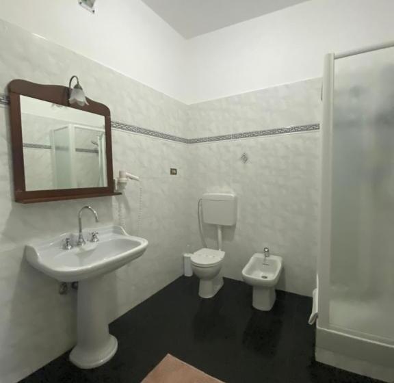 شقة سوبريور غرفة واحدة, Leopold