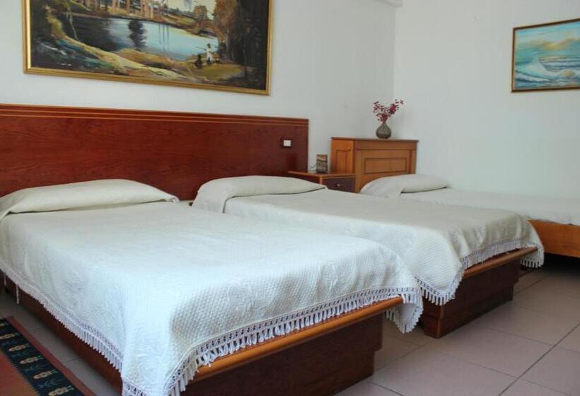 غرفة إقتصادية ثلاثية, Lido