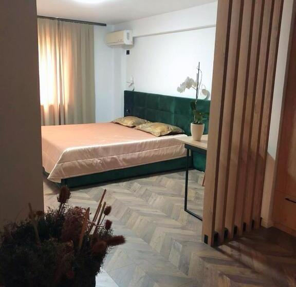 جناح ديلوكس, Lido