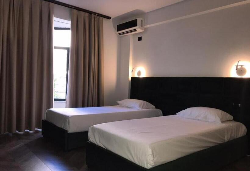 غرفة قياسية فردية, Lido