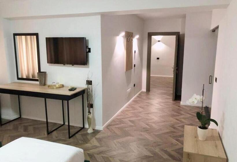 غرفة قياسية فردية, Lido