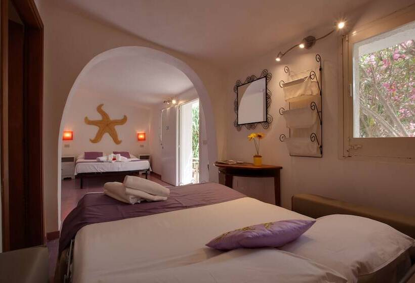 Семейный Номер, L'oasi Villaggio Albergo