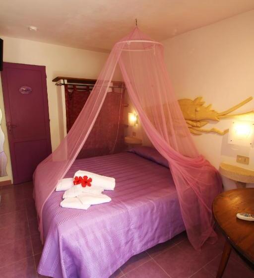 이코노미 룸, L'oasi Villaggio Albergo