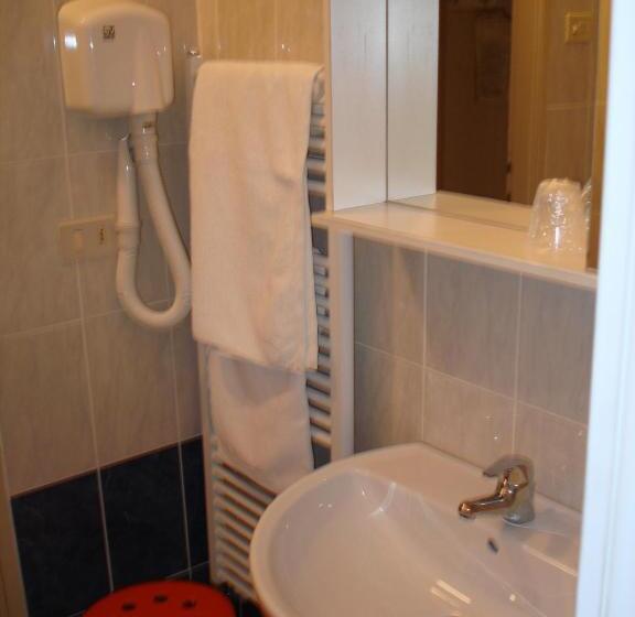 Номер Стандарт Трехместный, Mignon