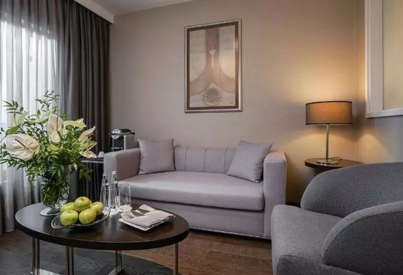 Suite con Terrazza, Occidental Ankara