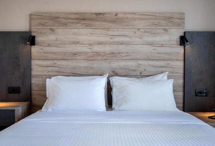 スーペリアールーム, Palladium