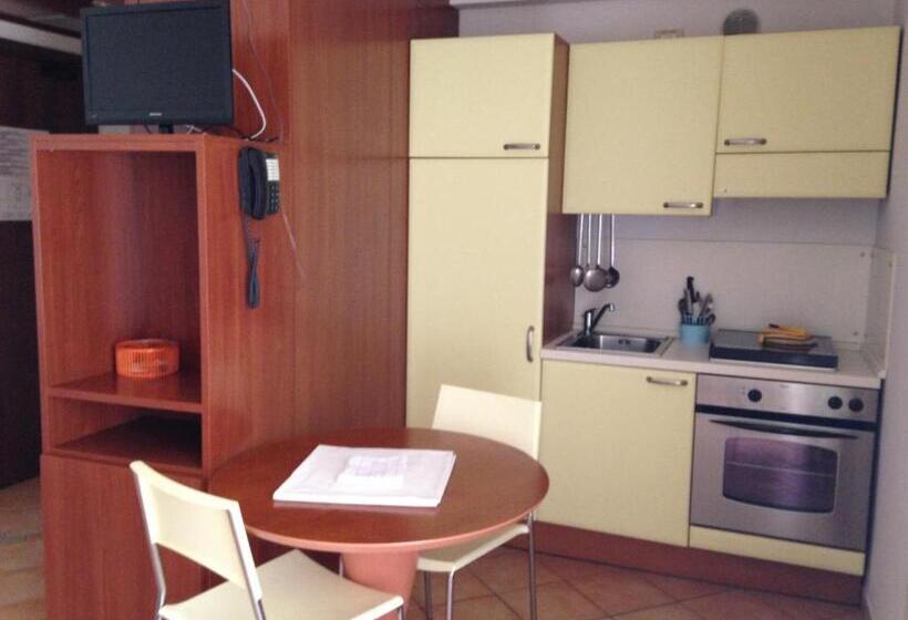 إستوديو قياسى, Residence Le Saline