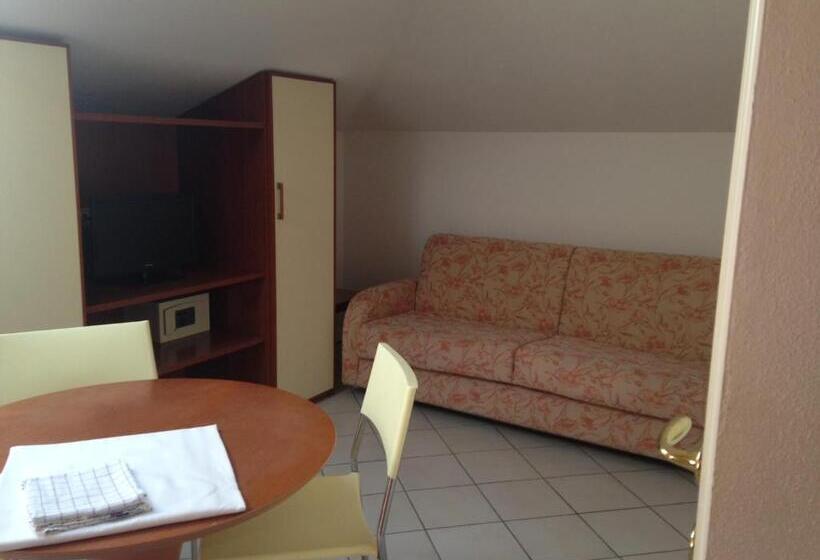 סטודיו בסיסי, Residence Le Saline