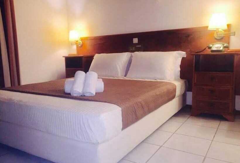 اتاق سوپریور, Sunrise Inn