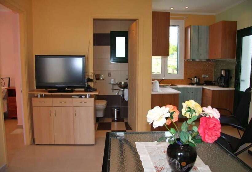 آپارتمان 2 خوابه, Sunrise Inn