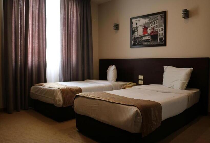 דירת פנטהאוז 2 חדרי שינה, The Parisian