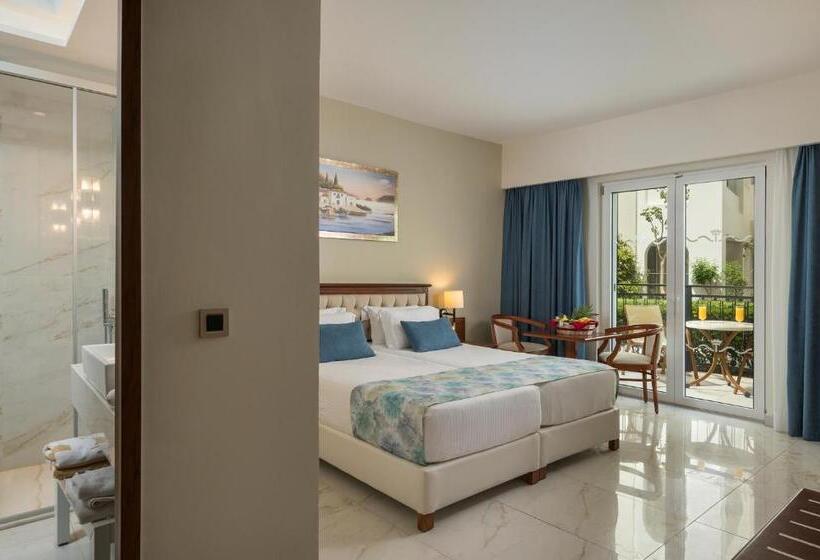 スタンダードルーム, Vantaris Palace