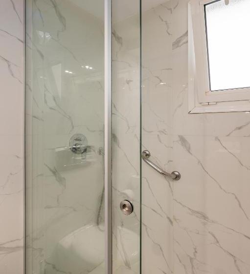 サイドオーシャンビュースタンダードルーム, Vantaris Palace