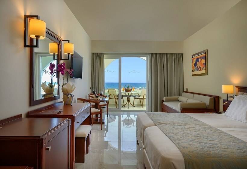 オーシャンビュースタンダードルーム, Vantaris Palace