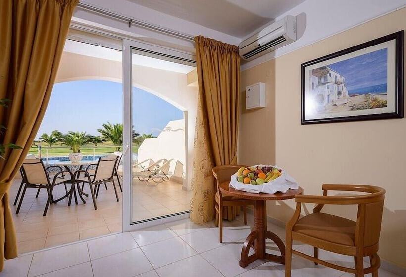 プール付きジュニアスイート, Vantaris Palace