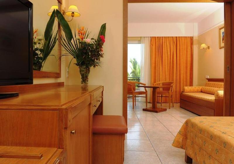 ファミリールーム, Vantaris Palace