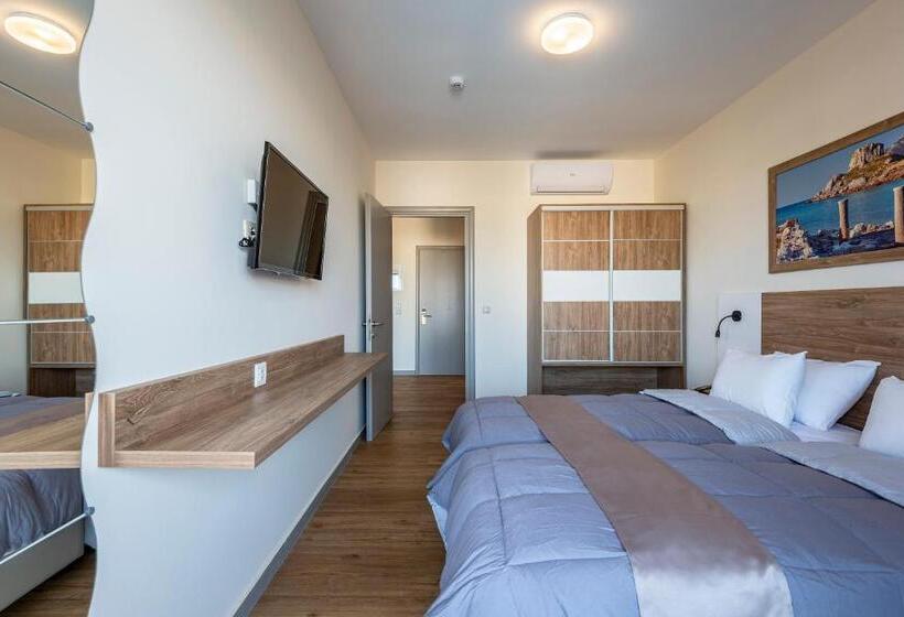 디럭스 스위트, Pelopas