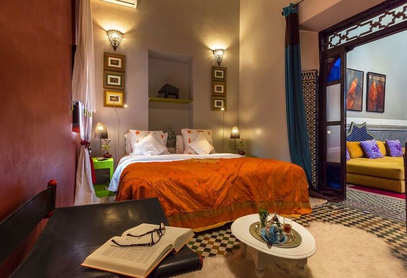 Delüks Oda, Riad Ines Home