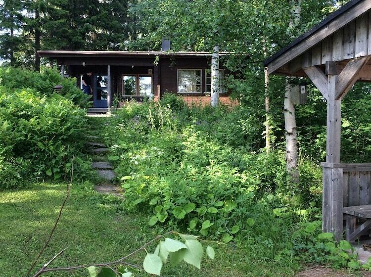 小室, Vehkaniemi Holyday Estate