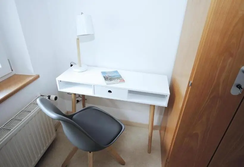 スタンダードルーム, Berg Blick Jugendherberge Mit Privatzimmer