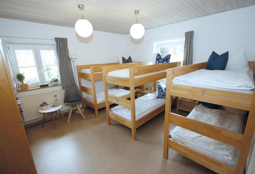 Семейный Номер Вид на Горы, Berg Blick Jugendherberge Mit Privatzimmer