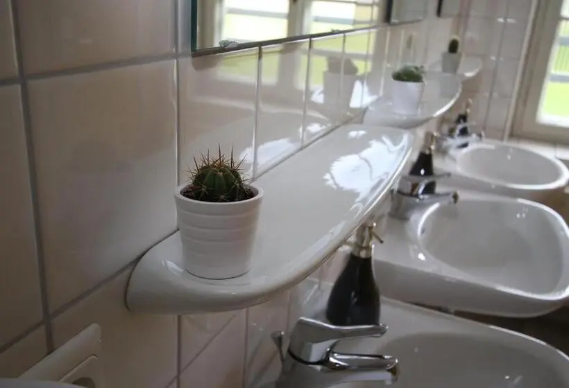 ルームシェアのワンベッド, Berg Blick Jugendherberge Mit Privatzimmer