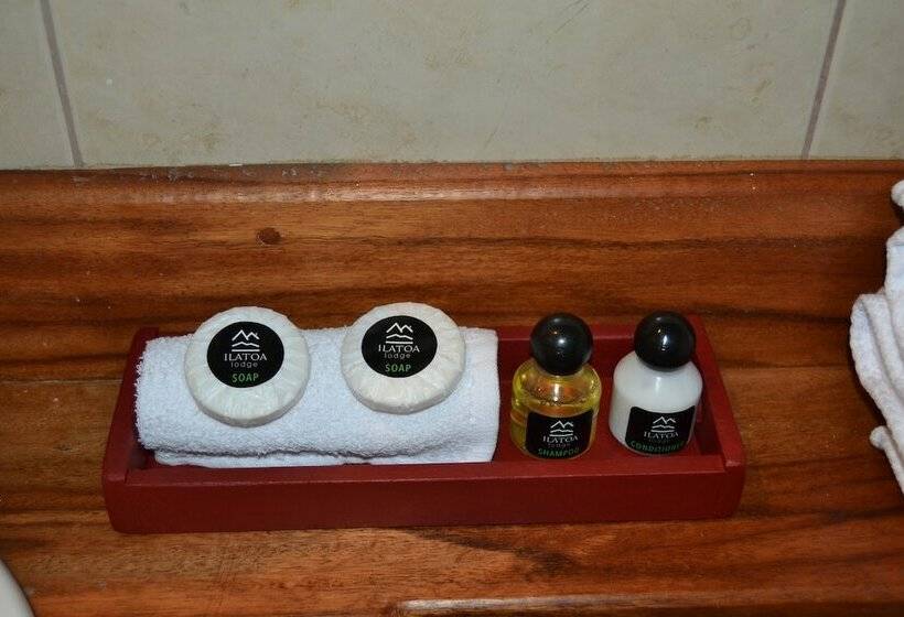 غرفة قياسية ثلاثية ذات اطلالة, Ilatoa Lodge