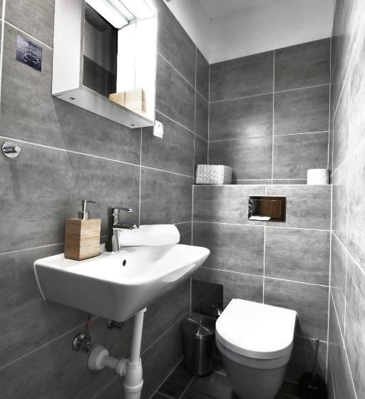 Standard Single Room with Balcony, Alpenhaus Monte