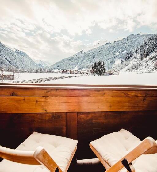 Standard Studio, Alpenhaus Monte