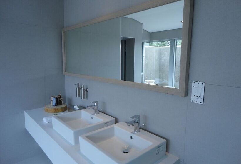 کلبه ییلاقی, Nwr Gross Barmen Resort