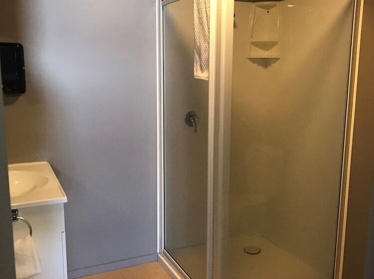 스탠다드 룸, Rotorua Citizens Club