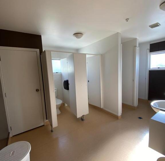 스탠다드 룸 공동 욕실, Rotorua Citizens Club