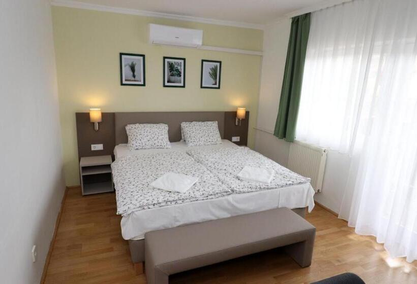 标准间带阳台, Villa Galagonya I. Ii