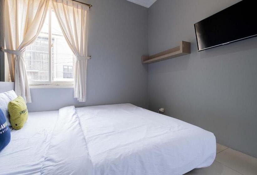 디럭스 룸, Urbanview Hotel Stariez Karawaci Tangerang By Reddoorz