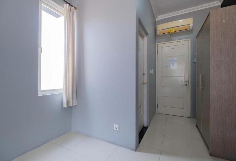 디럭스 룸, Urbanview Hotel Stariez Karawaci Tangerang By Reddoorz