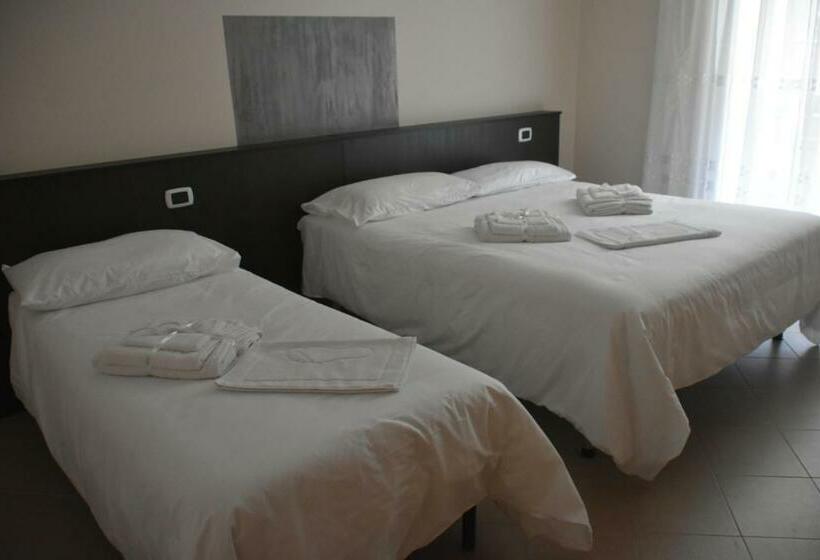 Номер Стандарт Трехместный, B&b Il Cuore Del Borgo