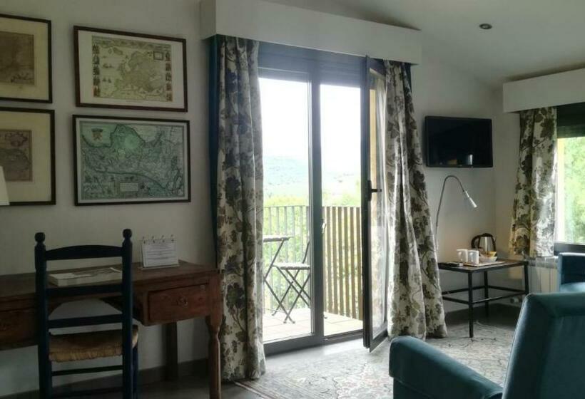 غرفة قياسية مزوَّدة بشُرفة, Casa Cholavila