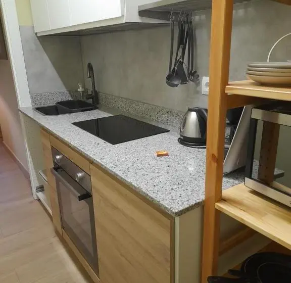 スタンダードスタジオ, Casa Cholavila