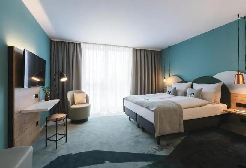 デラックストリプルルーム, Holiday Inn   The Niu, Cure Erlangen, An Ihg