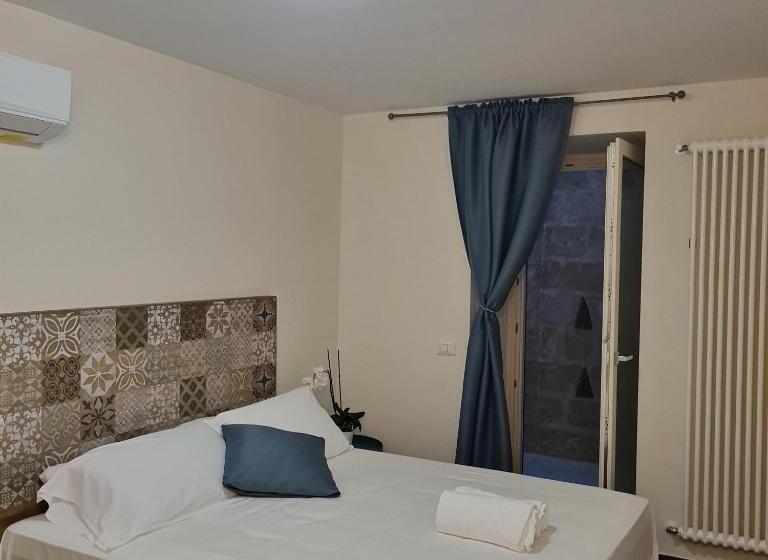 اتاق لوکس, Lithoss