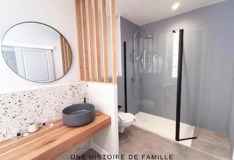 Номер Deluxe, Une Histoire De Famille