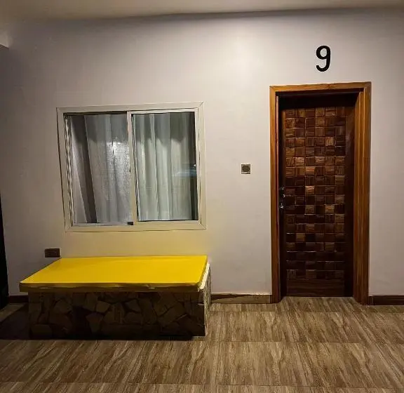 スイート, Mem Luxury Apartments And