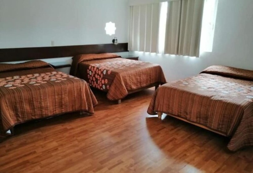 غرفة قياسية ثلاثية, Sierra Bonita