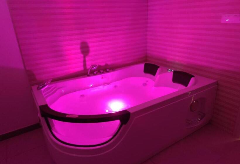 Habitació Deluxe amb Hidromassatge, Atteros