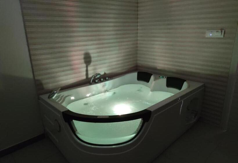 Habitació Deluxe amb Hidromassatge, Atteros